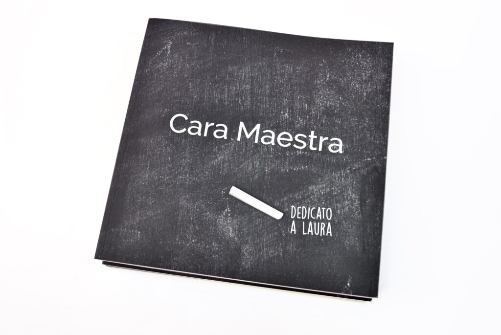 Cover del libro regalo "Cara Maestra"