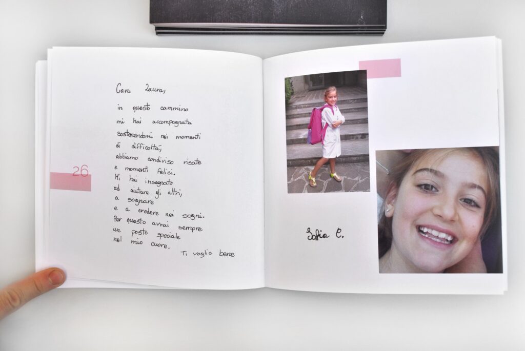 Dettaglio dell'interno del libro "Cara Maestra", che i bimbi di 5A hanno voluto dedicare alla loro maestra